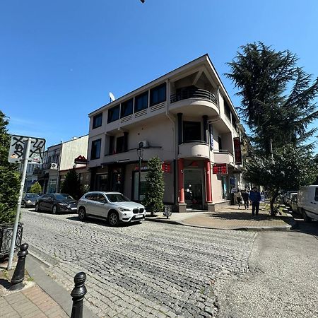 Metrepol Hotel Batumi Bagian luar foto
